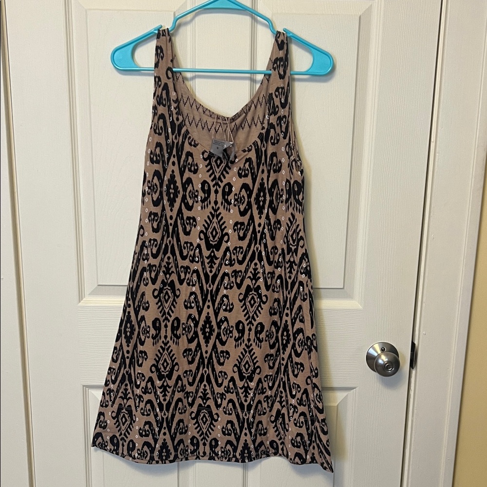 Black and Tan Patterned Sleeveless reversible Dress